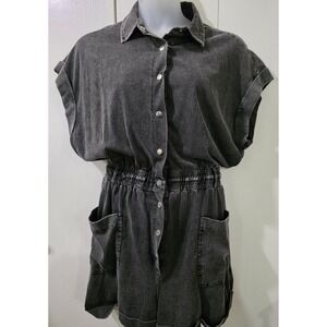 Elegant Black Button-Up Jumpsuit